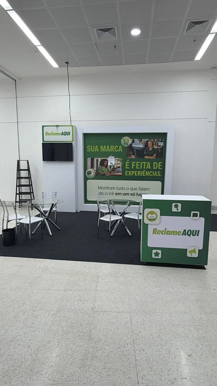 Aluguel de TV para o estande do Reclame Aqui